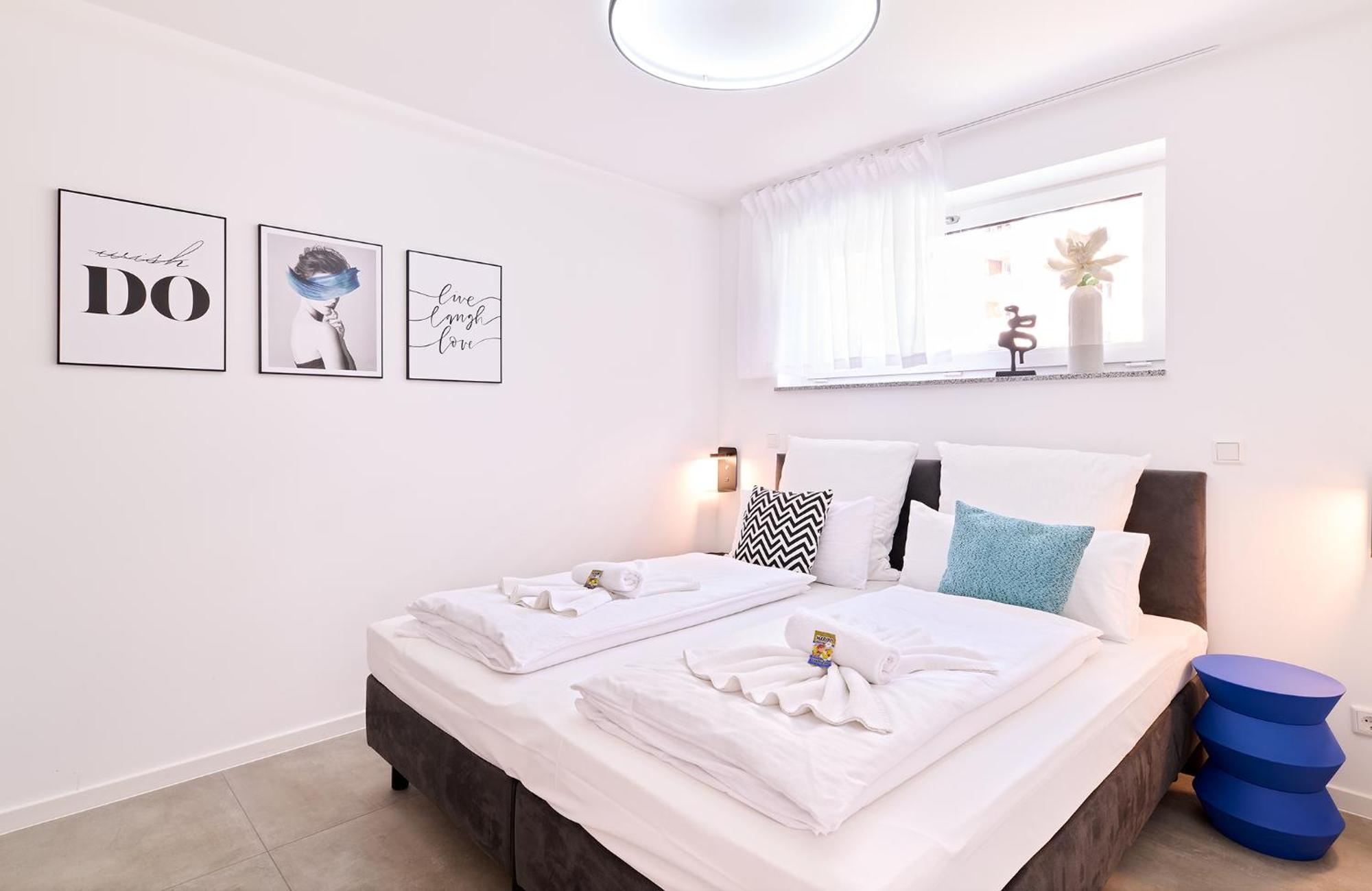 Xzllenz - 4 Schlafzimmer, Zentral, Parken, U-Bahn, 2 Baeder, 4 Smart-Tv, Optional Einzelbett Núremberg Exterior foto